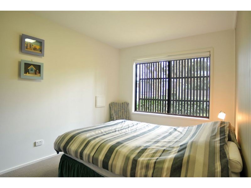 52 Bayview Avenue, Inverloch VIC 3996