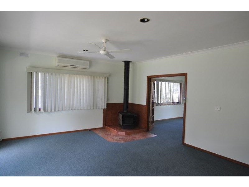 60 Toorak Road, Inverloch VIC 3996