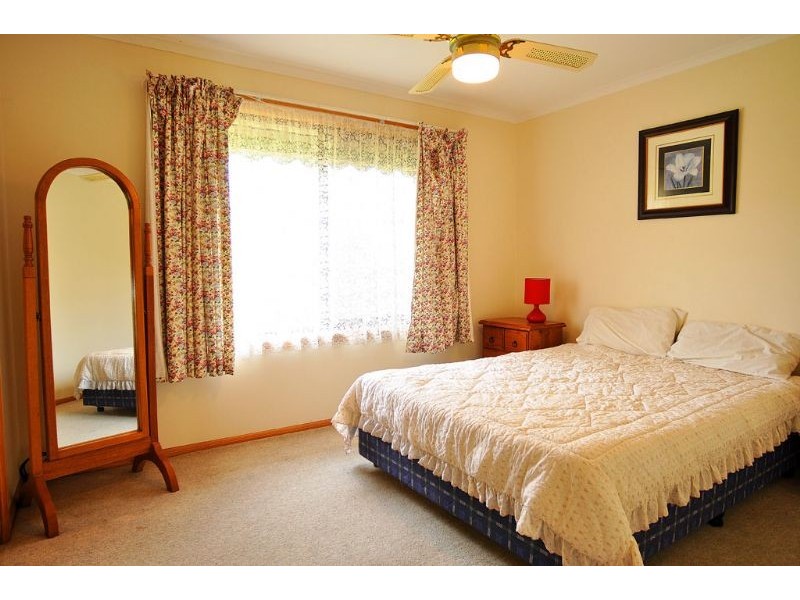 43 Williams St, Inverloch VIC 3996