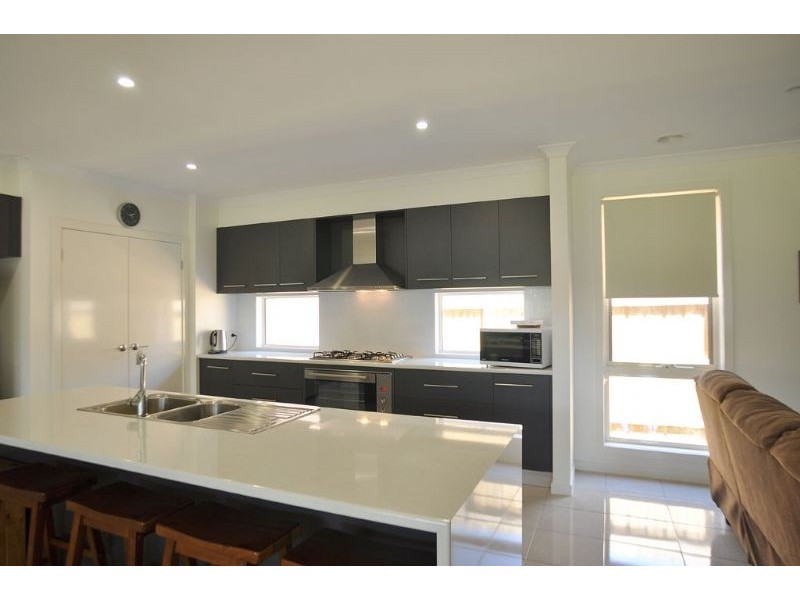 7 Blue Wren Way, Inverloch VIC 3996
