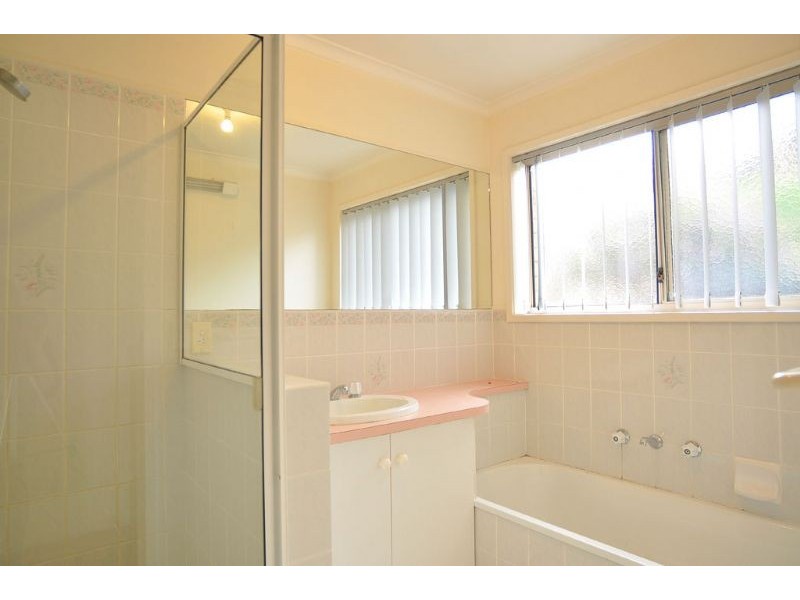 5 Heather Grv, Inverloch VIC 3996