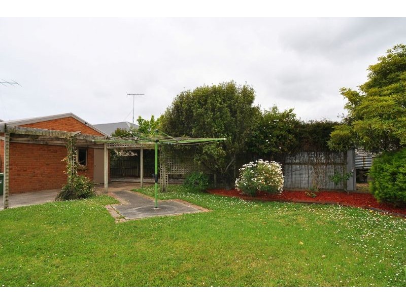 5 Heather Grv, Inverloch VIC 3996