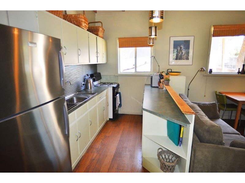 132 Lohr Ave, Inverloch VIC 3996