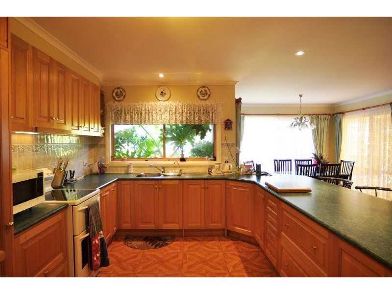 4 Ascot Place, Inverloch VIC 3996