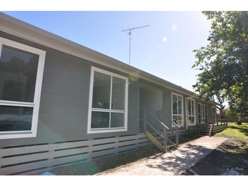 80 Ullathorns Road, Inverloch VIC 3996