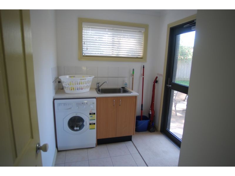 3/20-22 Kathryn Close, Inverloch VIC 3996