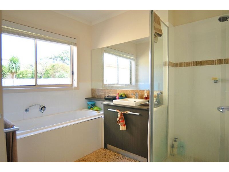 75 Tamara Crs, Inverloch VIC 3996