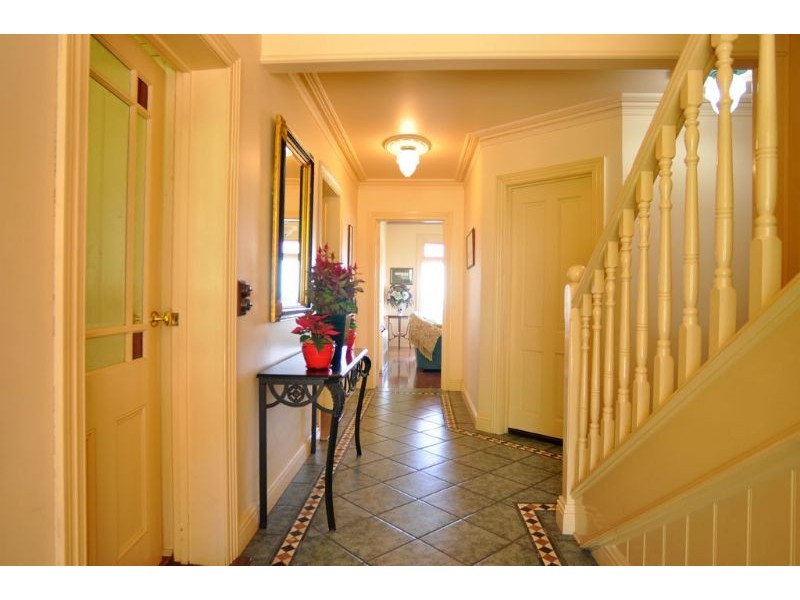 240 Lomagnos Rd, Outtrim VIC 3951