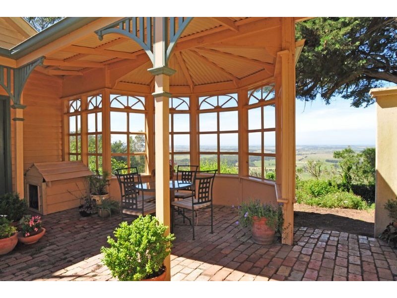 240 Lomagnos Rd, Outtrim VIC 3951