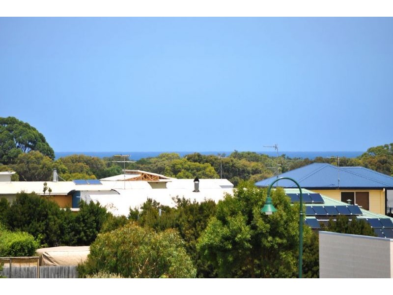 9 Endeavour Place, Inverloch VIC 3996