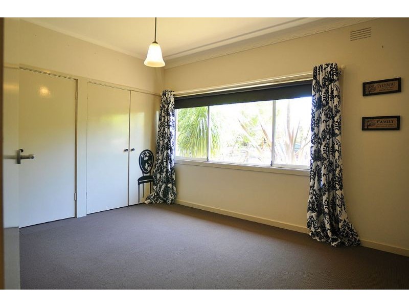 18 Nautilus Rd, Inverloch VIC 3996