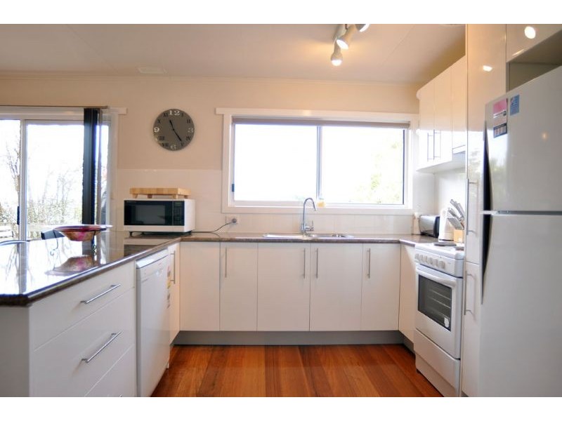 33 A’Beckett Street, Inverloch VIC 3996