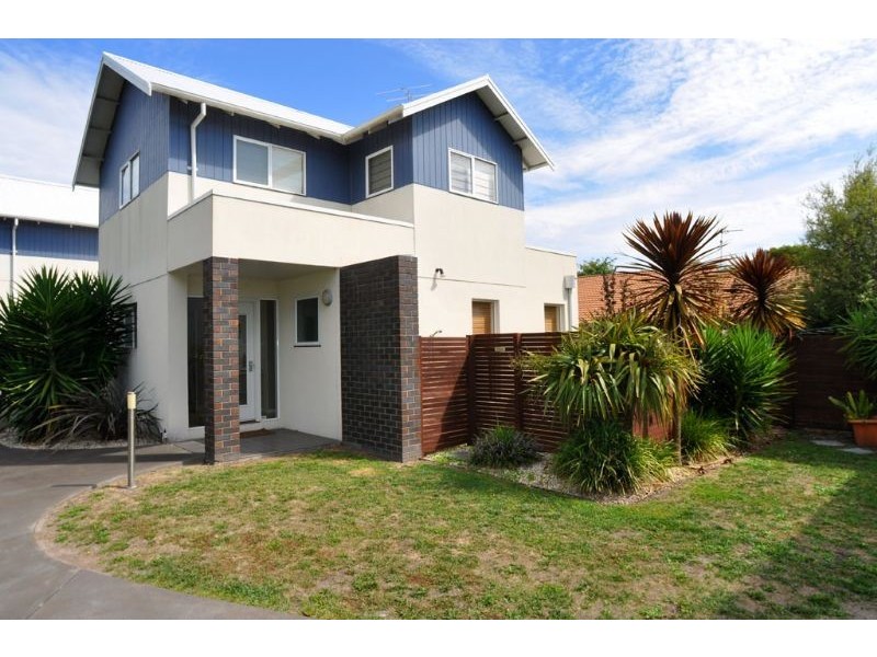 2/24 Cuttriss Street, Inverloch VIC 3996