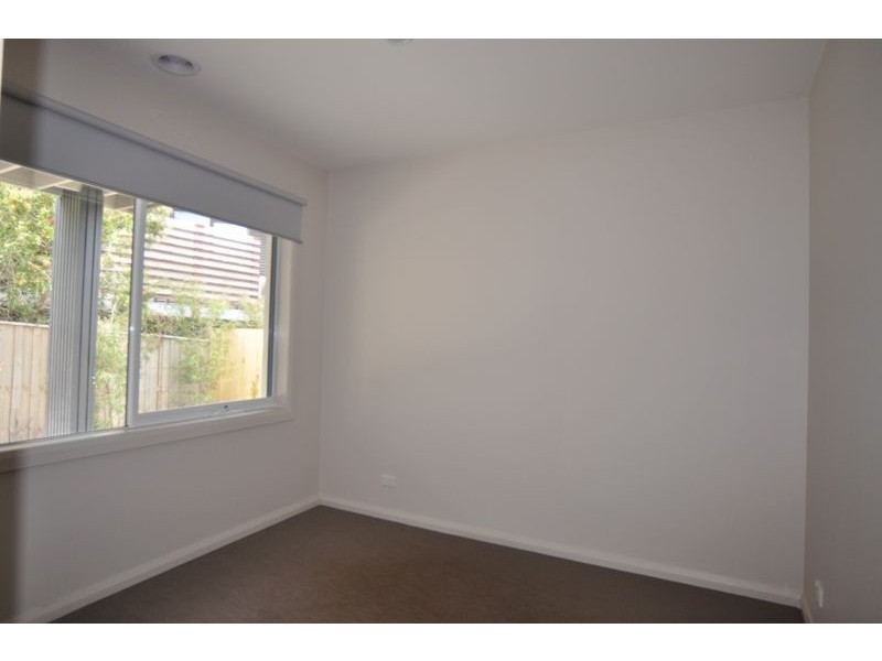 2/7 Scarborough Street, Inverloch VIC 3996