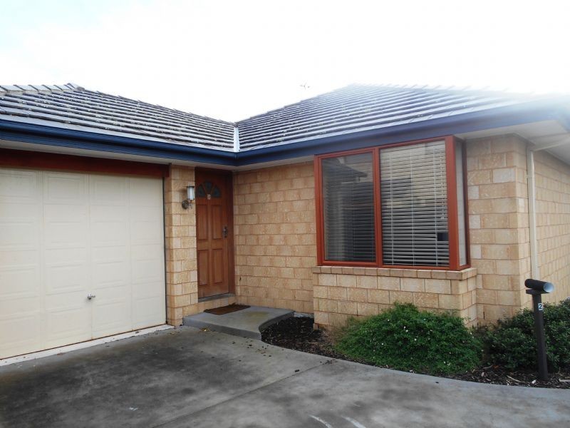 2/9 Meanderri Drive, Inverloch VIC 3996