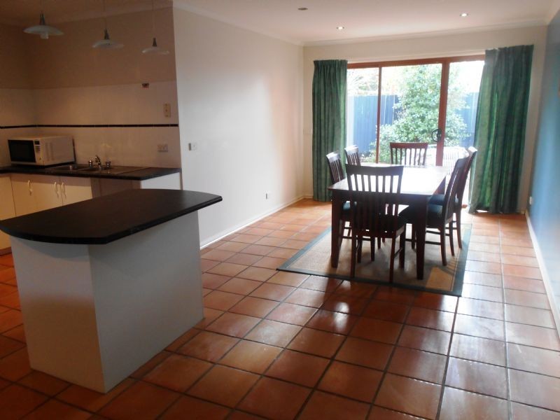 2/9 Meanderri Drive, Inverloch VIC 3996