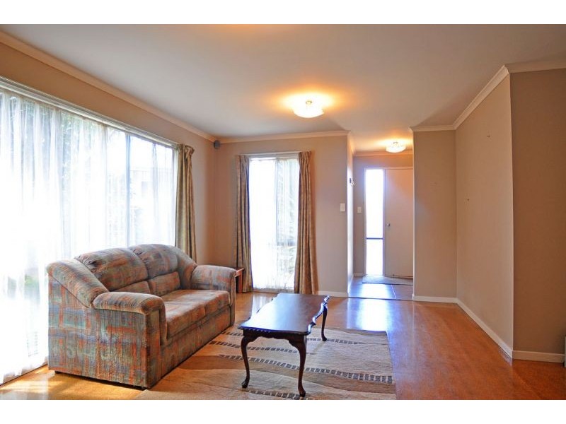 4 Smythe Plc, Inverloch VIC 3996