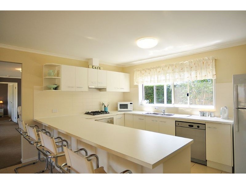 2 Queenscliff Drive, Inverloch VIC 3996