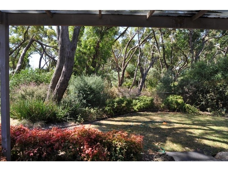 54 Woodland Heath Drive, Inverloch VIC 3996