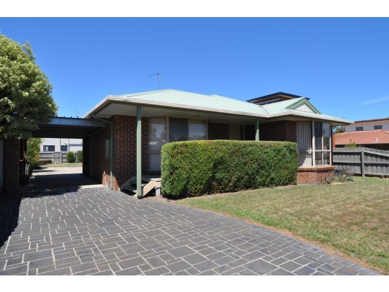 20 Tamara Cres, Inverloch VIC 3996