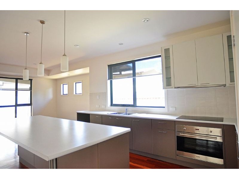 90 Ripple Drv, Inverloch VIC 3996