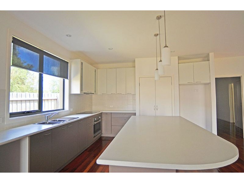 90 Ripple Drv, Inverloch VIC 3996