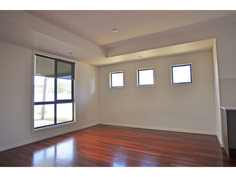 90 Ripple Drv, Inverloch VIC 3996