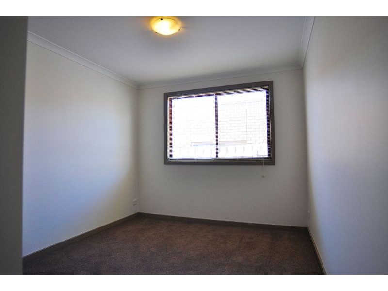 15 Dixon St, Inverloch VIC 3996