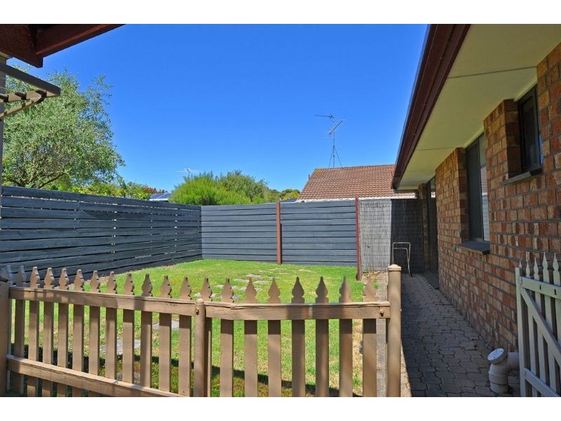 26a Abbott St, Inverloch VIC 3996