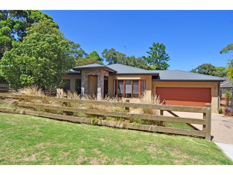 4 Venus St, Inverloch VIC 3996