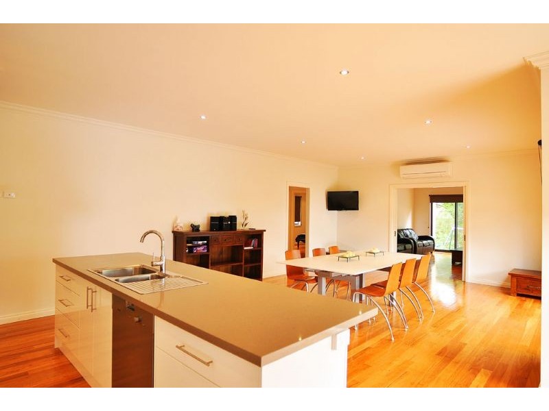 4 Venus St, Inverloch VIC 3996