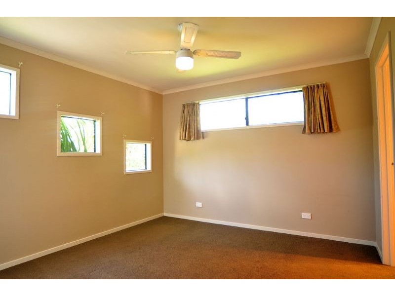 4 Smythe Place, Inverloch VIC 3996