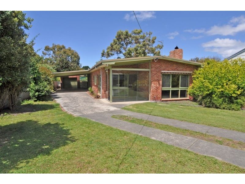 55 Dixon Street, Inverloch VIC 3996