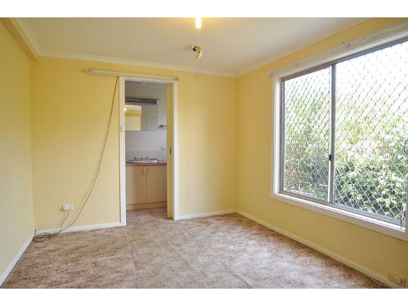 40 Beilby Ave, Inverloch VIC 3996