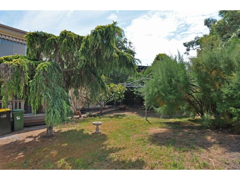 40 Beilby Ave, Inverloch VIC 3996