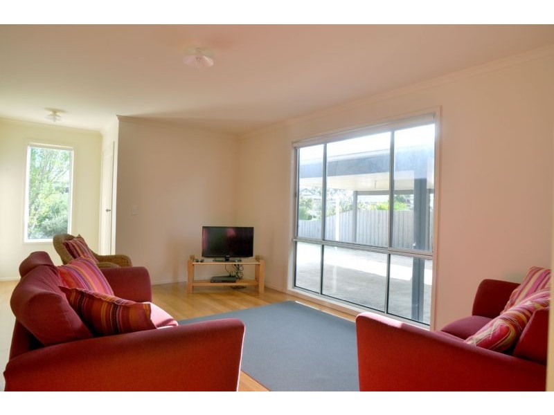 32 Mariner Place, Inverloch VIC 3996