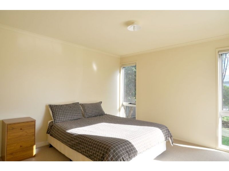 32 Mariner Place, Inverloch VIC 3996