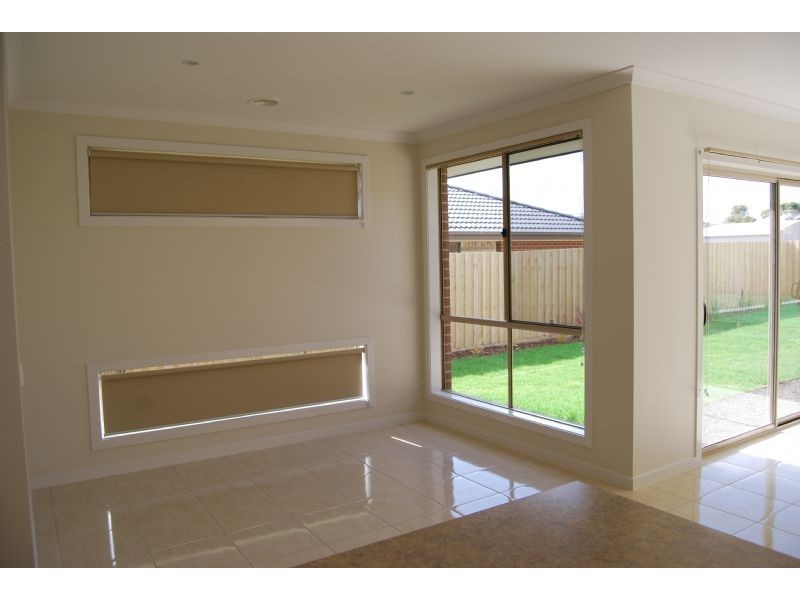 13 Queenscliff Drive, Inverloch VIC 3996