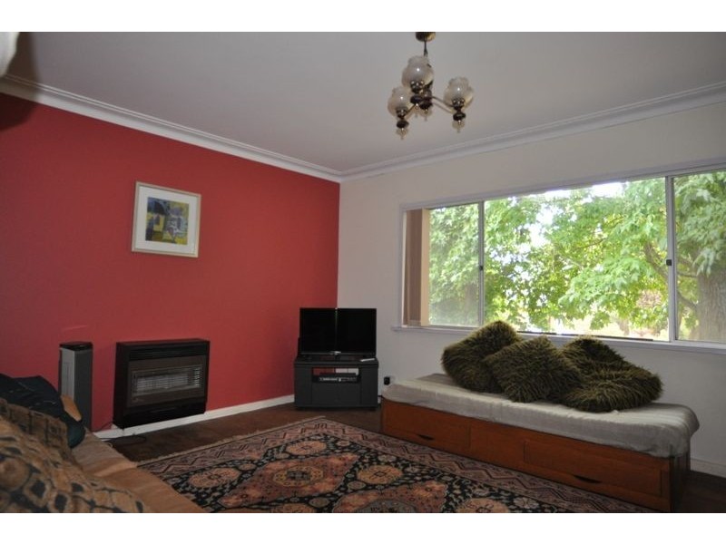 8 Corsair Grove, Inverloch VIC 3996