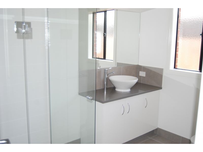2 Plover Way, Inverloch VIC 3996