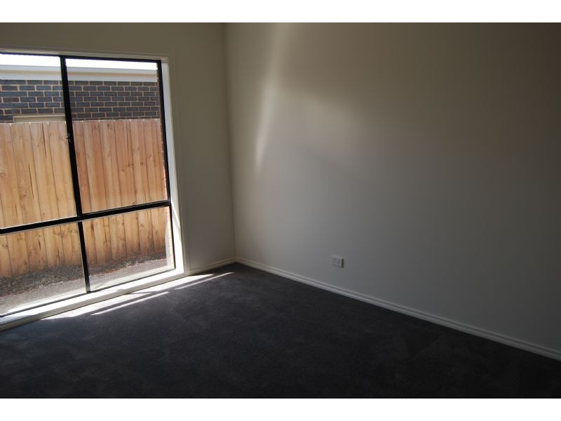 2 Plover Way, Inverloch VIC 3996
