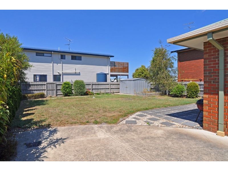 20 Tamara Crs, Inverloch VIC 3996