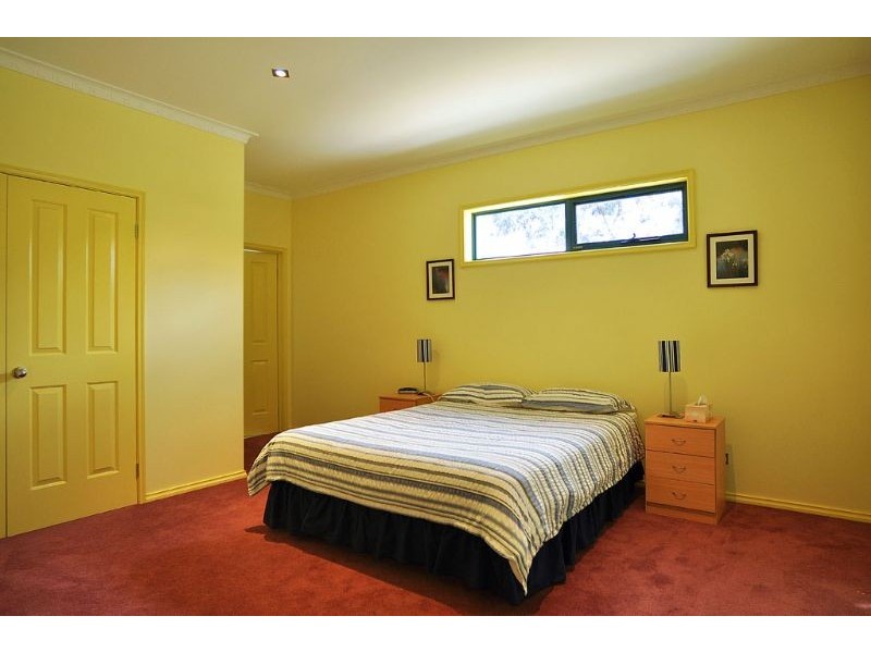 6 Evan Place, Inverloch VIC 3996