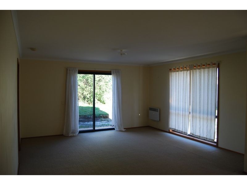 21 Ullathornes Road, Inverloch VIC 3996