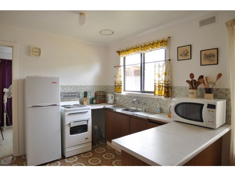 15 John Street, Inverloch VIC 3996