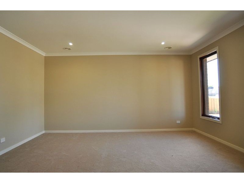 19 Correa Plc, Inverloch VIC 3996