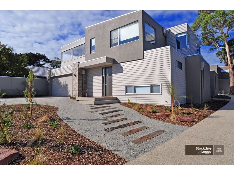 1/2 Western Court, Inverloch VIC 3996