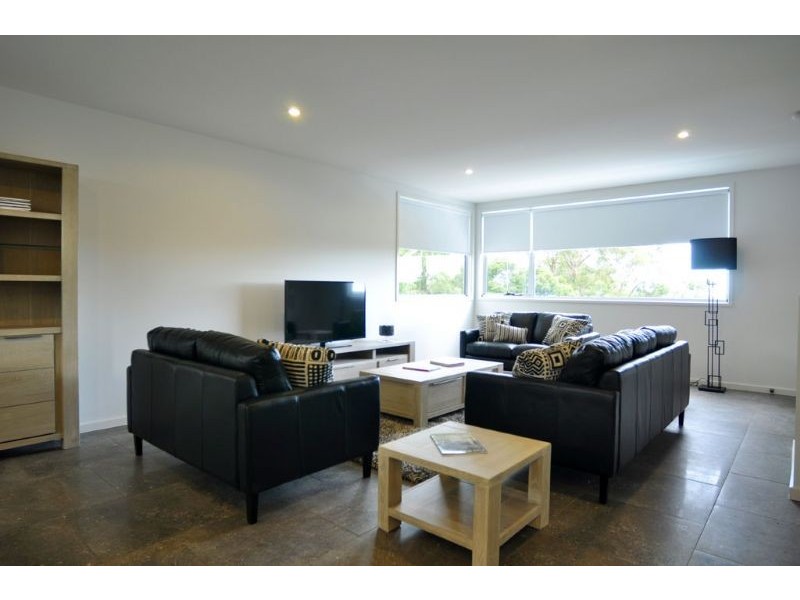 1/2 Western Court, Inverloch VIC 3996