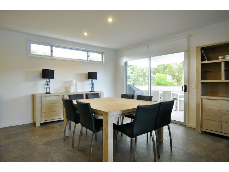 1/2 Western Court, Inverloch VIC 3996