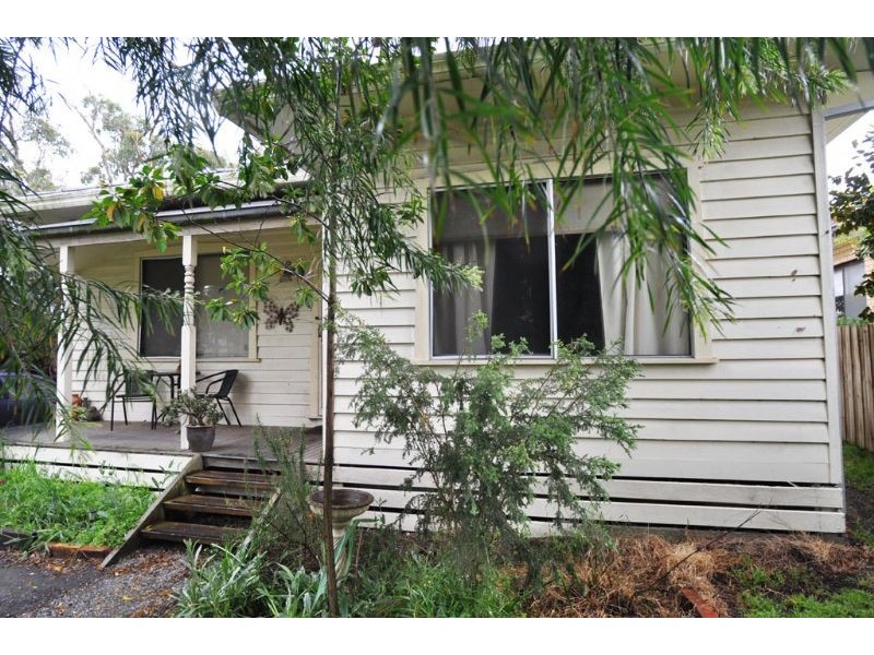 37 Grandview Grv, Inverloch VIC 3996